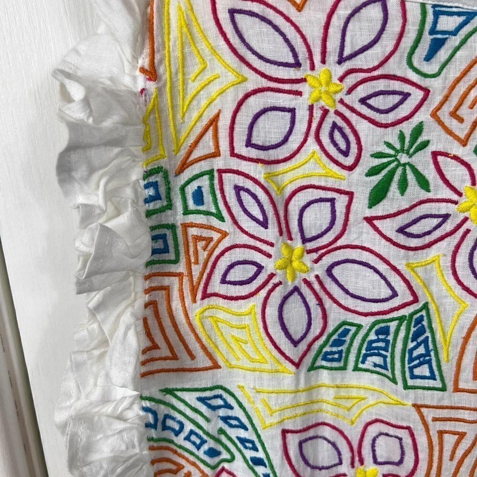 All Things Mochi Embroidered Floral Linen Wrap Maxi Skirt White Multi S Nwt — image 7 of 8
